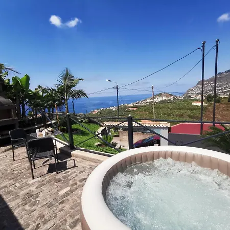 Nova Madeira In Casa A And B