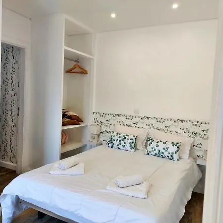 Nova Madeira In Casa A And B بيت للعطل