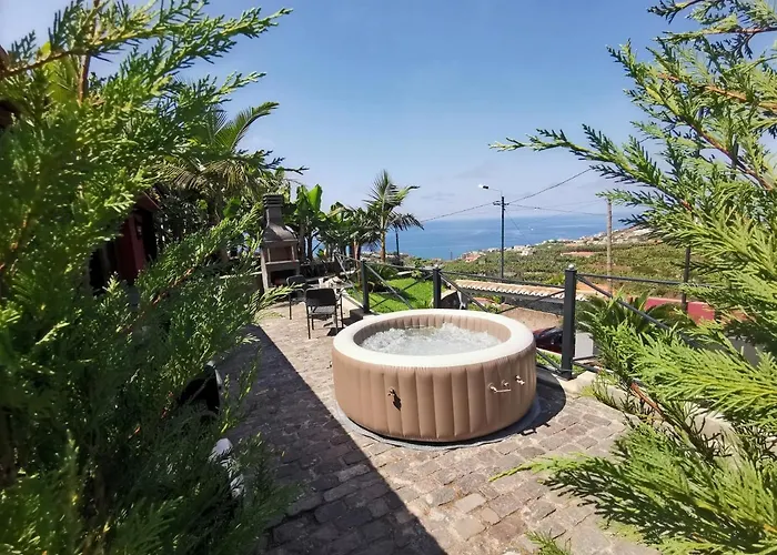 Nova Madeira In Casa A And B