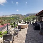 Nova Madeira In Casa A And B