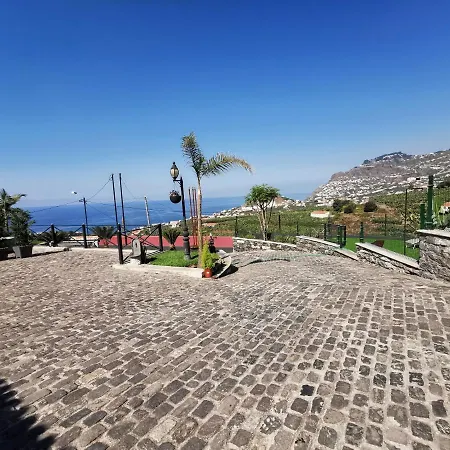 Nova Madeira In Casa A And B *